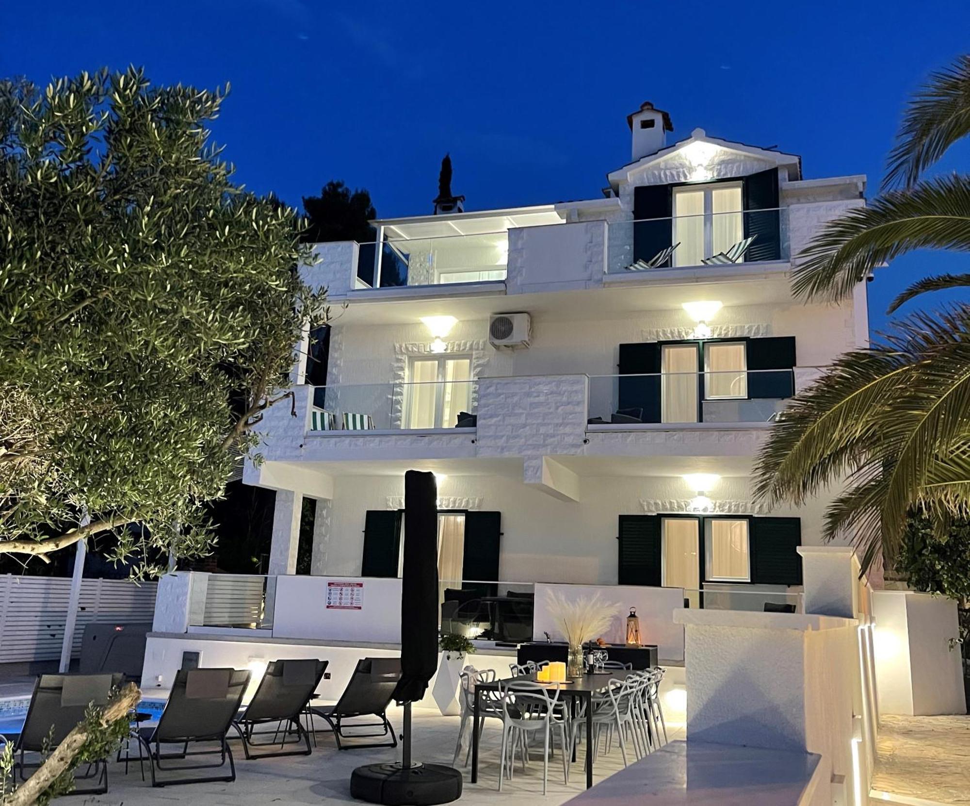 Apartments Marina Trogir Exterior photo
